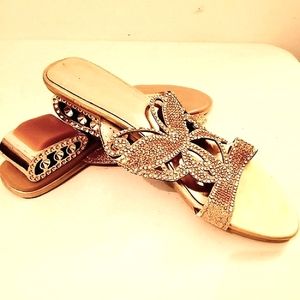 🎁FREE GIFT INCLUDED🎁 NEW Embellished Rhinestone Glitter Sandals Low Heels